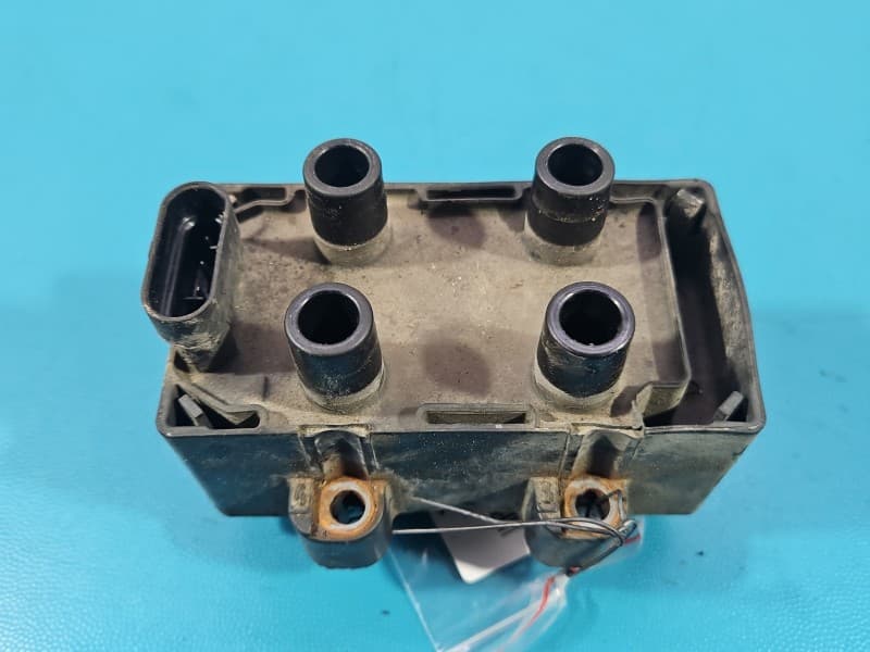 Cewka zapłonowa Renault Clio II 1.2 8V 4pin 7700873701 7700274008
