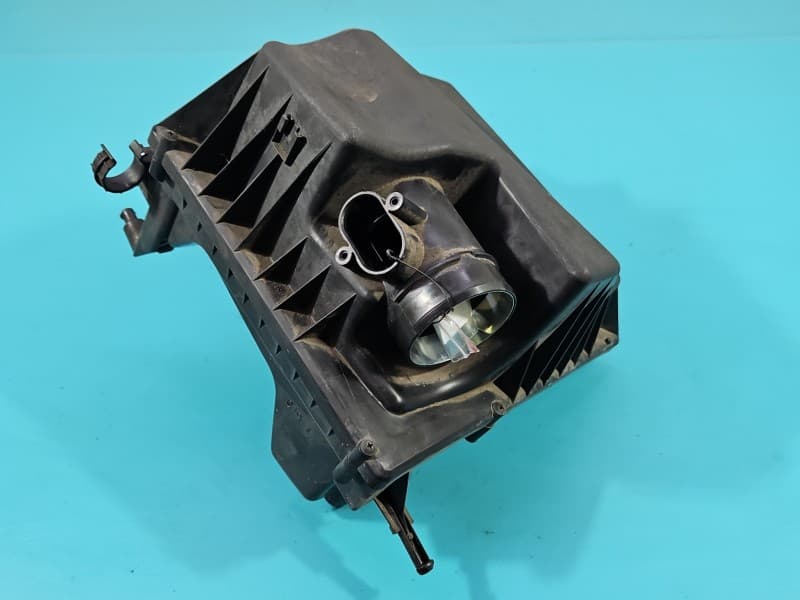 Obudowa filtra powietrza Opel Astra IV J 1,6 16V 13272759