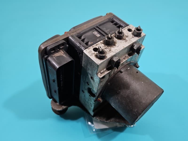 Pompa abs AUDI A6 C7 3,0 tfsi quattro CGXB 0265250451 4G0614517P 0265960404 4G0907379F