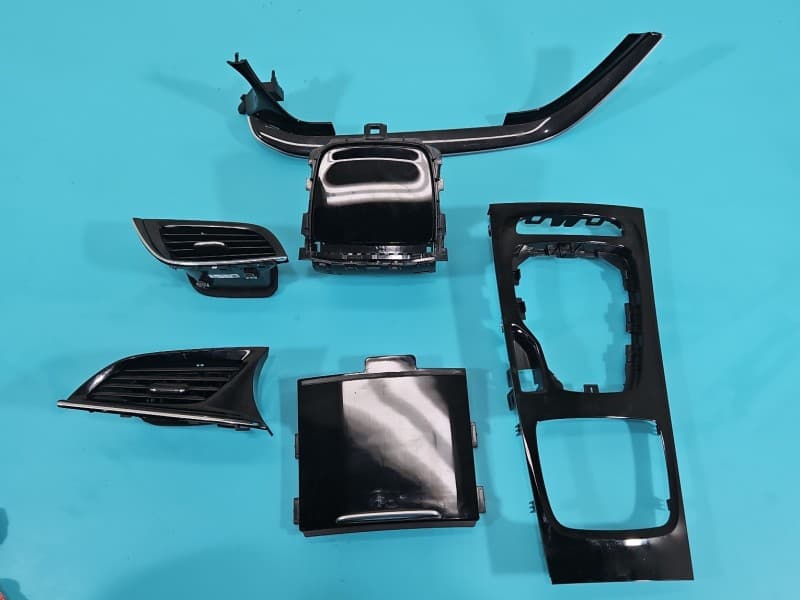 Listwa dekor deski Opel Insignia B 312896361 39126636 7el