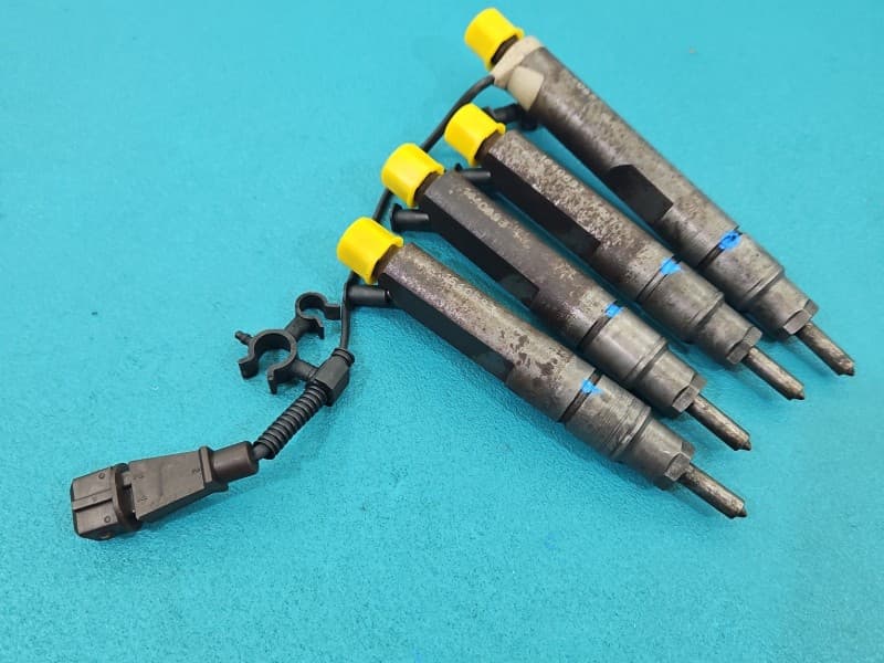 TESTOWANY Komplet wtryskiwaczy Vw Golf IV 1,9 tdi 038130201F KBEL58P142