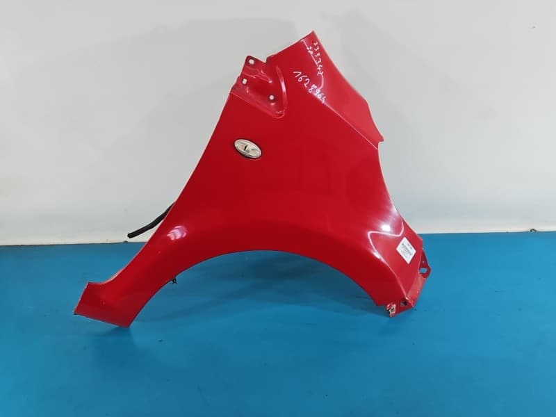 Błotnik przód prawy Peugeot 107 KJH