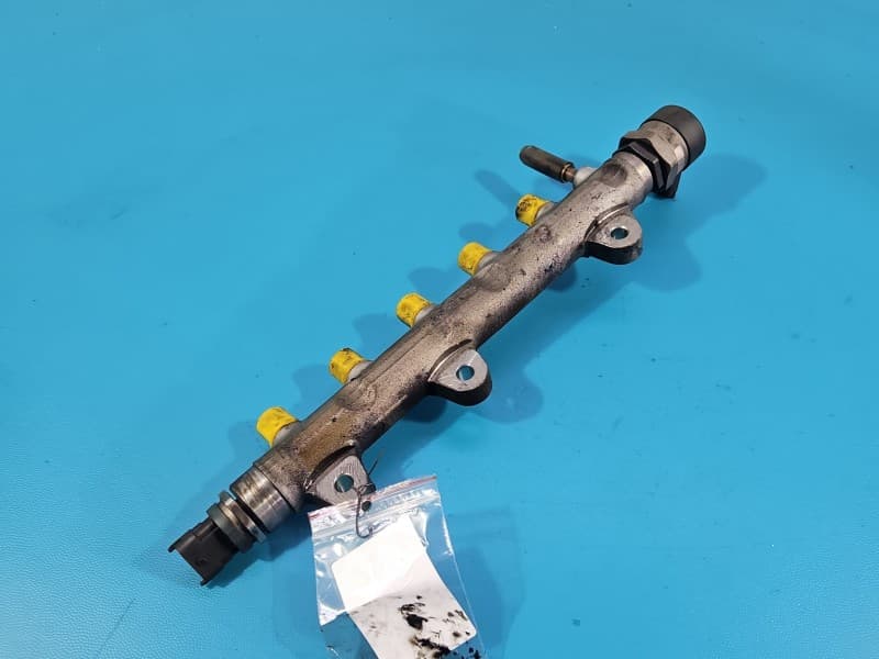 Listwa wtryskowa CZUJNIKI Nissan Primastar 01-14 2,0 dci 0445214207 8200610770 0281002800 0281002916