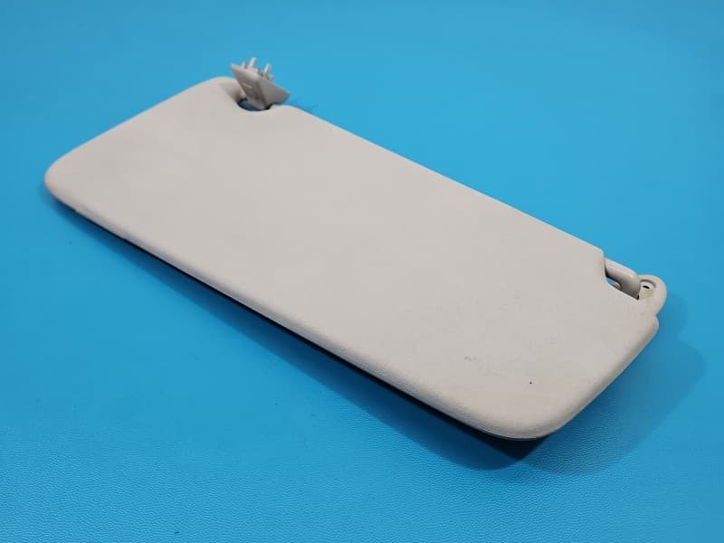 Przesłonka lewa Ford Kuga Mk1 I 08-13 DASZEK osłona przeciwsłoneczna 3M51 P04101