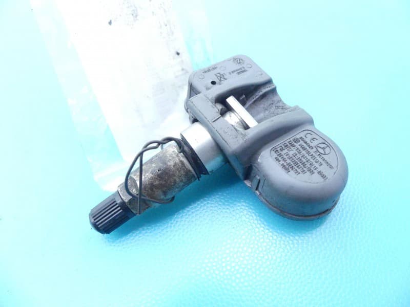 Czujnik ciśnienia opon Mercedes CLS II C218 W218 218 A0009054100 TPMS