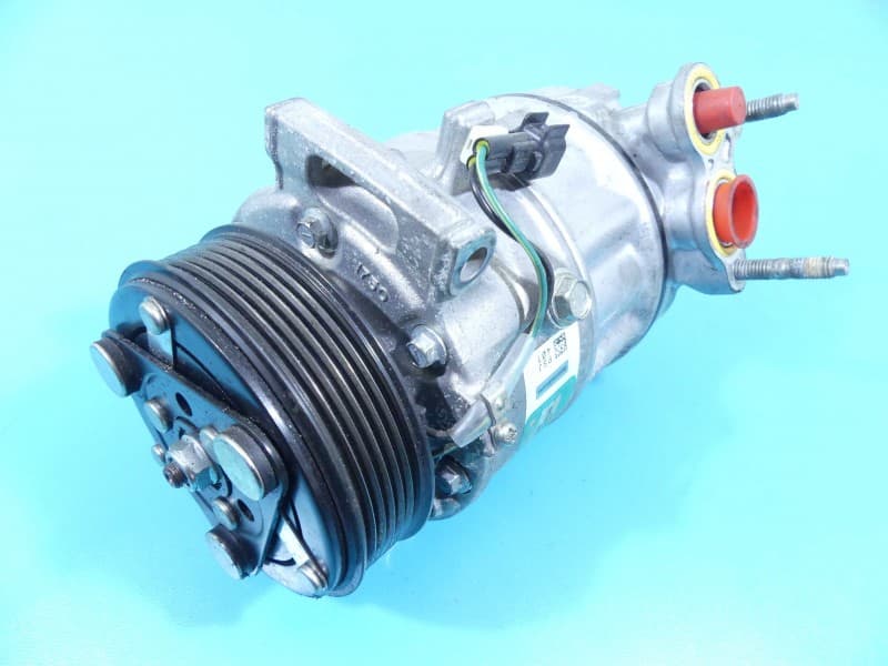 Sprężarka klimatyzacji kompresor Volvo V40 II 12- 1,6 D2 9997681902301 1752N