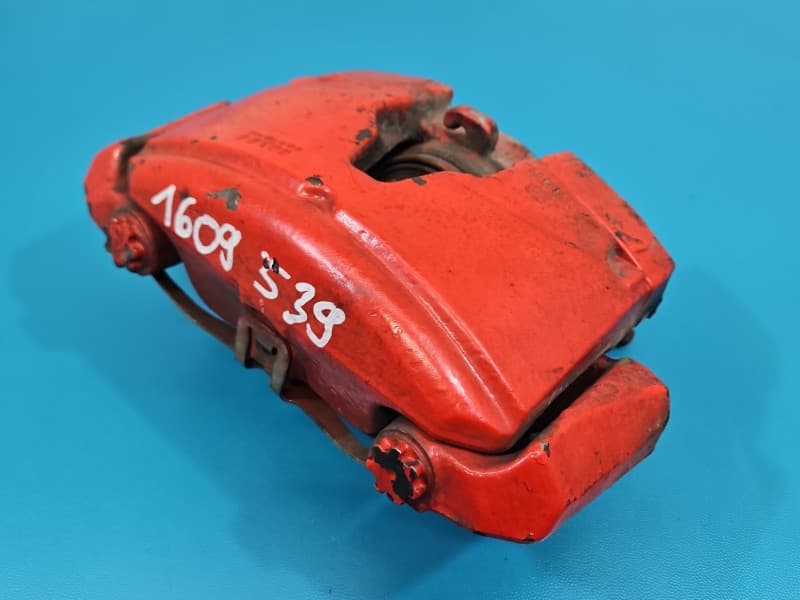 Zacisk przód prawy AUDI A4 B8 3,2 V6 FSI