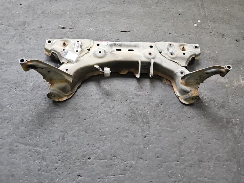 WÓZEK KOŁYSKA TRAWERS Sanki Belka silnika Ford Transit Courier 14-23 1,5 tdci