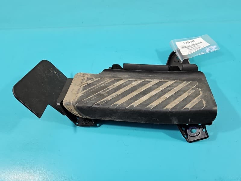 Osłona ZAŚLEPKA PLASTIK PODNÓŻEK Skoda Karoq 5QB864776