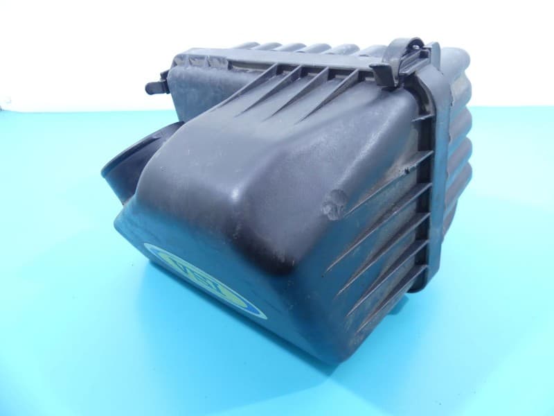 Obudowa filtra powietrza Hyundai Santa Fe I 00-06 2,4 16v