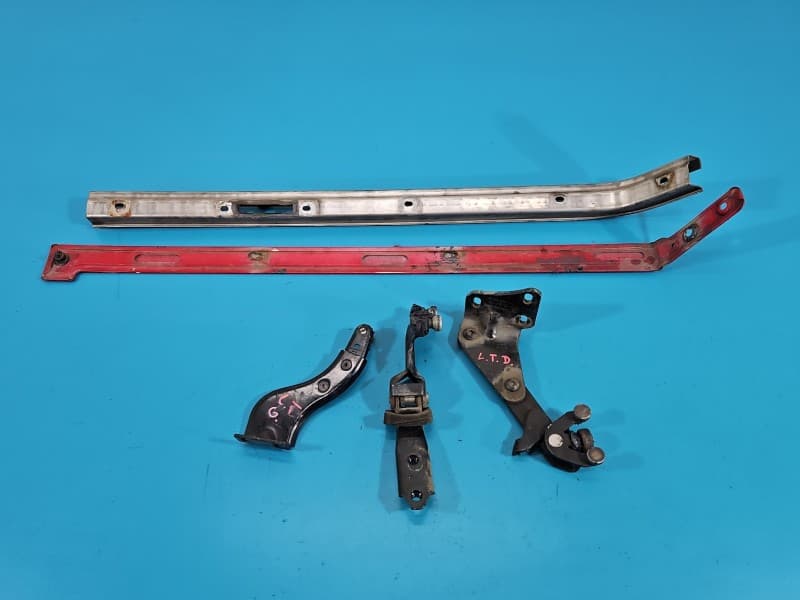 Rolka drzwi komplet DRZWI TYŁ LEWE PRZESWUWNE Vw Caddy III 2K 2K0843397B 2K0843397A