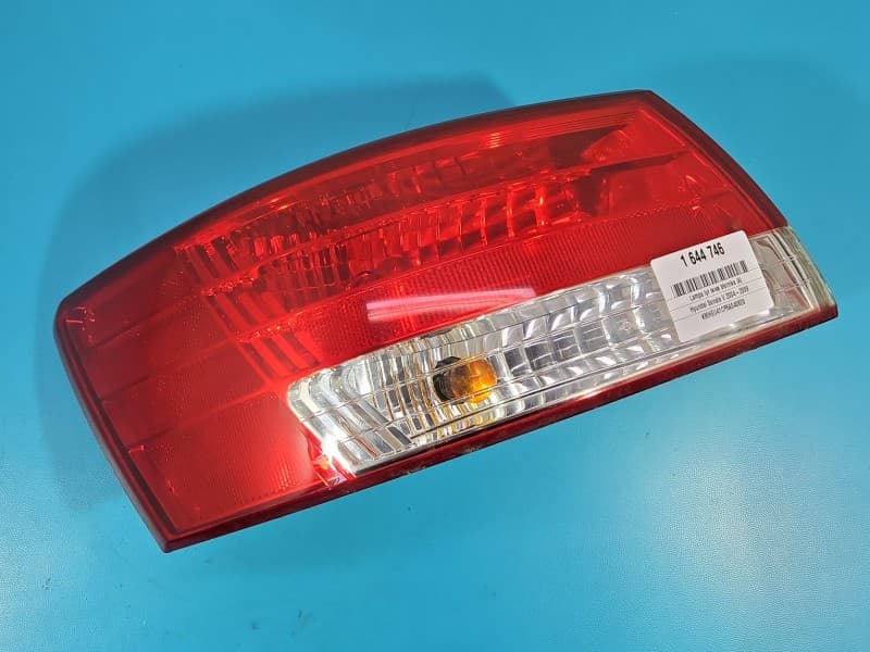 Lampa tył lewa błotnika Hyundai Sonata V NF sedan EUROPA