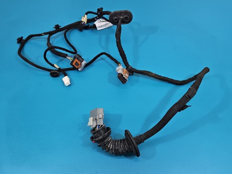 Instalacja Wiązka drzwi tył prawych Peugeot 5008 II 17-24 9829074680