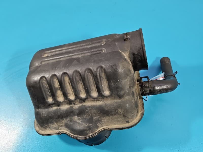 RURA OBUDOWA Rezonator Chevrolet Captiva 2,4 16V Z24SED 96628910