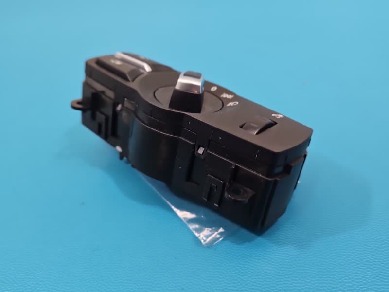 Przełącznik włącznik świateł Bmw f10 f11 9192744