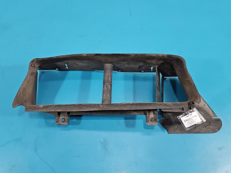 KIEROWNICA Wlot powietrza Ford Focus Mk3 1,6 tdci BM51-8314-CC