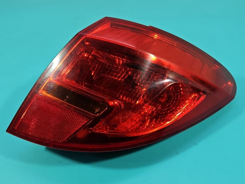 Lampa tył prawa błotnika Opel Meriva B HB EUROPA 21638009
