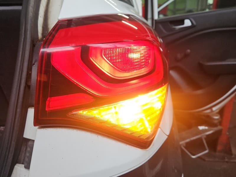 Lampa tył prawa błotnika HYUNDAI i20 II 14-20 HB EUROPA 92402-C8000