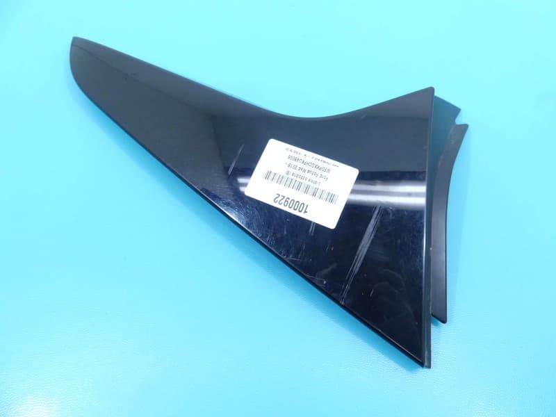 Listwa dekor deski Ford Focus Mk4 JX7B-442A92-B Porysowana / OSŁONA KLAPY TYŁ PRAWA