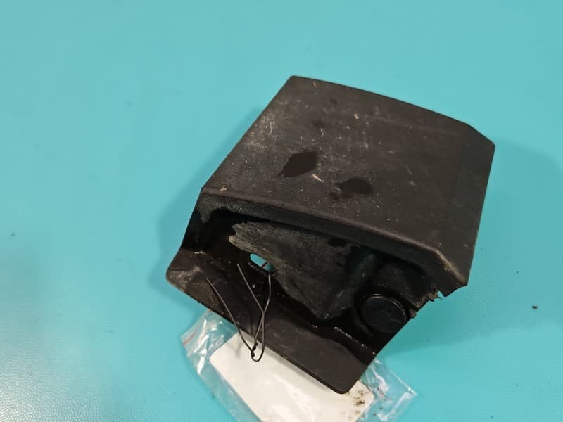 Osłona ZAŚLEPKA PLASTIK błotnika dolna lewa Renault Espace V 638395472R