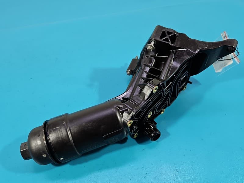 Podstawa filtra oleju obudowa BMW X3 G01 2,0d 72432866 8513963
