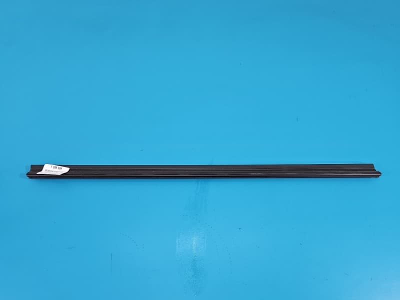 Listwa drzwi tył lewa Peugeot 5008 II 17-24 9813660480 HB