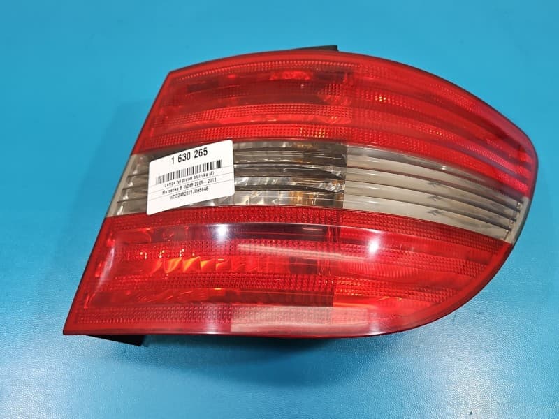 Lampa tył prawa błotnika Mercedes W245 HB EUROPA A1698202464