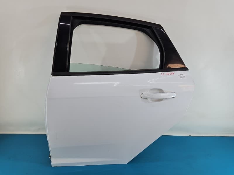 Drzwi tył lewe Ford Focus Mk3 HB 5d 5B
