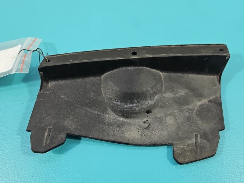 Osłona ZAŚLEPKA PLASTIK Zaślepka podszybia LEXUS CT 10-22 55783-76010