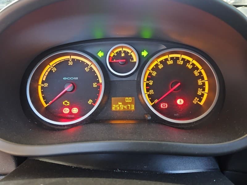 Licznik Opel Corsa D 1.3 cdti P0013281899 EUROPA