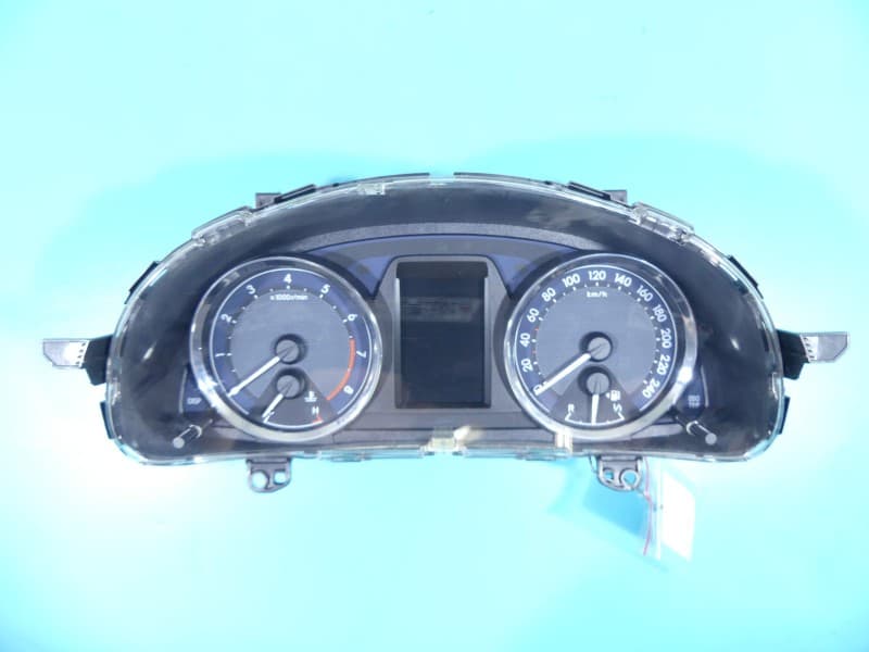 Licznik Toyota Corolla E16 E18 13- 1,6 16v 83800-F2271 EUROPA