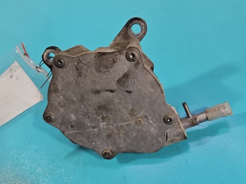 Pompa vacum Toyota Verso 09- 2,2 d4d 2AD