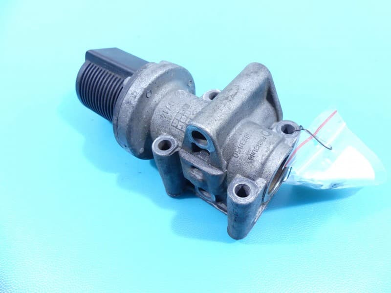 Zawór egr Alfa romeo 166 2,4 jtd 46823850 50024005 03T311