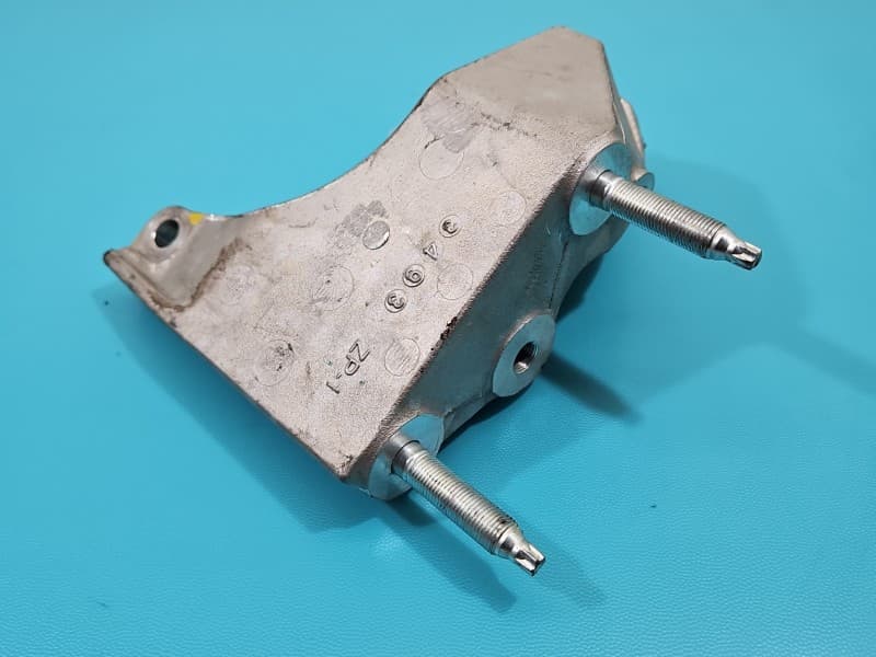 Łapa silnika Suzuki Vitara II 15- 1,5 16V