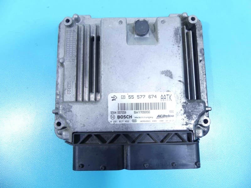 Komputer Sterownik silnika Opel Insignia A 2,0 cdti 55577674 0281017452