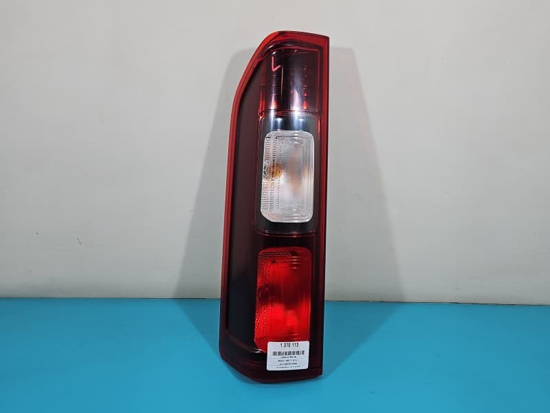 Lampa tył lewa błotnika Renault Trafic III HB EUROPA 265556737R