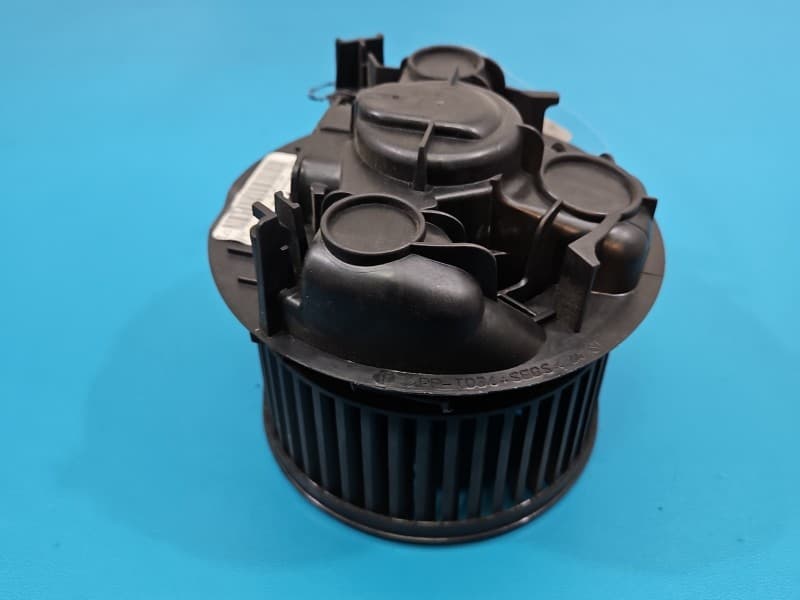 Dmuchawa nawiewu wentylator Nissan Note I E11 europa F667217D