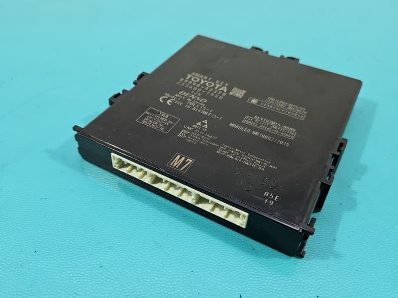 Sterownik moduł smart key Toyota Rav4 V 89990-42370