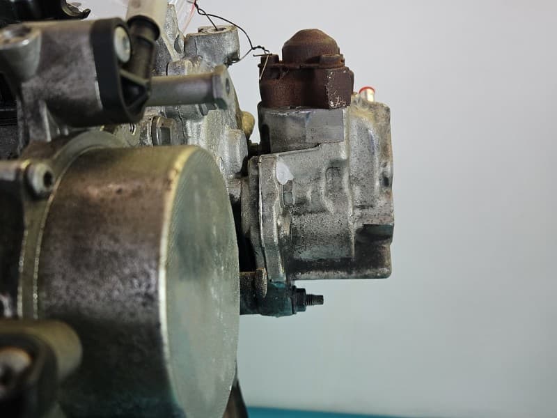 Pompa wtryskowa Ford Mondeo Mk5 2,0 tdci 9674984480