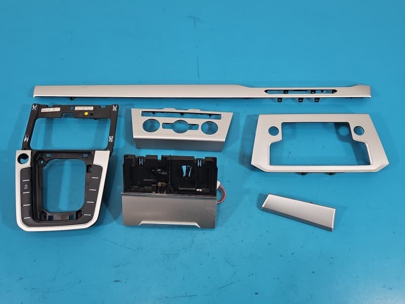 Listwa dekor deski Vw Passat B8 3G1858069 3G1863284 3G1857962 3G1853261N 3G1863100 3G1863042 3G1853262AB zastaw 5 el
