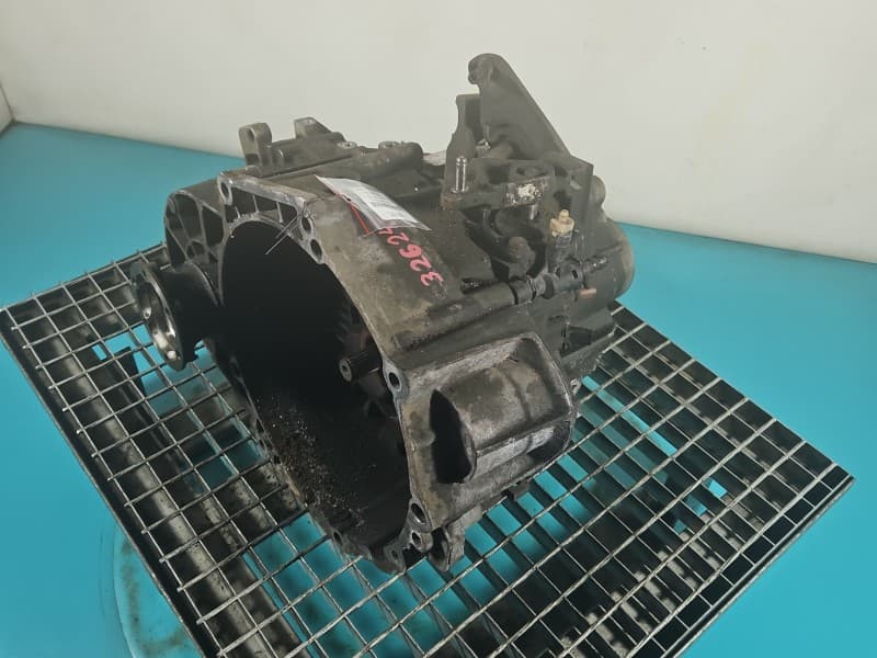 Skrzynia biegów LNZ Vw Passat CC 2,0 tdi