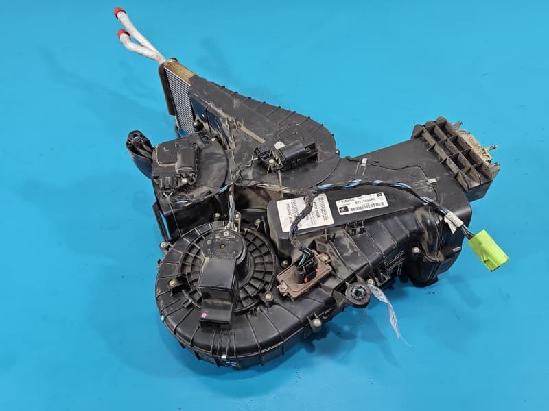 Nagrzewnica Dodge Caravan V 07-20 5289400 55111036AE P55111036AE EUROPA