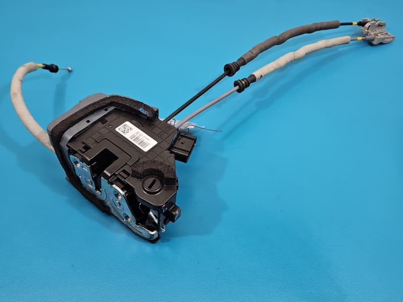 Zamek tył lewy Hyundai Elantra VI 15-20 4pin 81410-F2000