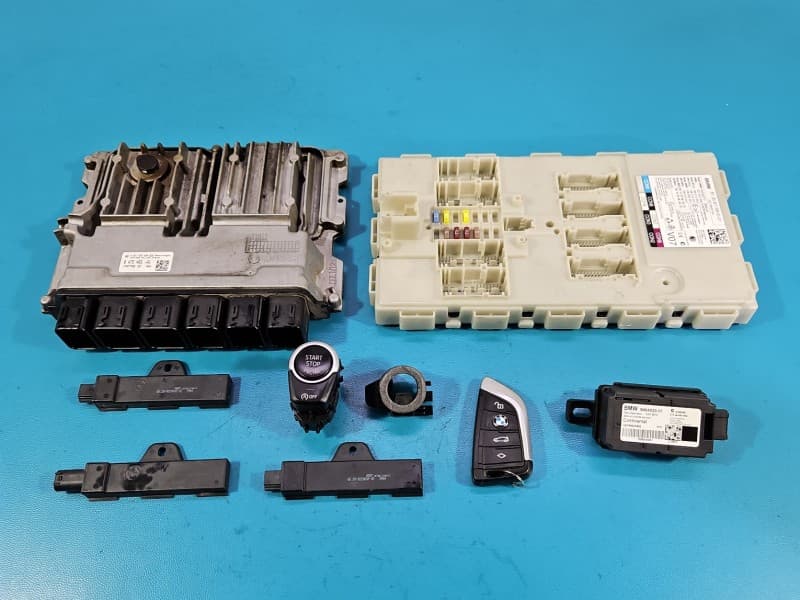 Komputer Sterownik silnika BMW X3 G01 2,0d 8475483 0281035490