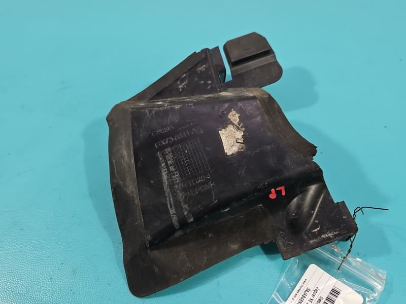 Osłona ZAŚLEPKA PLASTIK Kierownica powietrza Jaguar XE X760 GX73-8311-AA