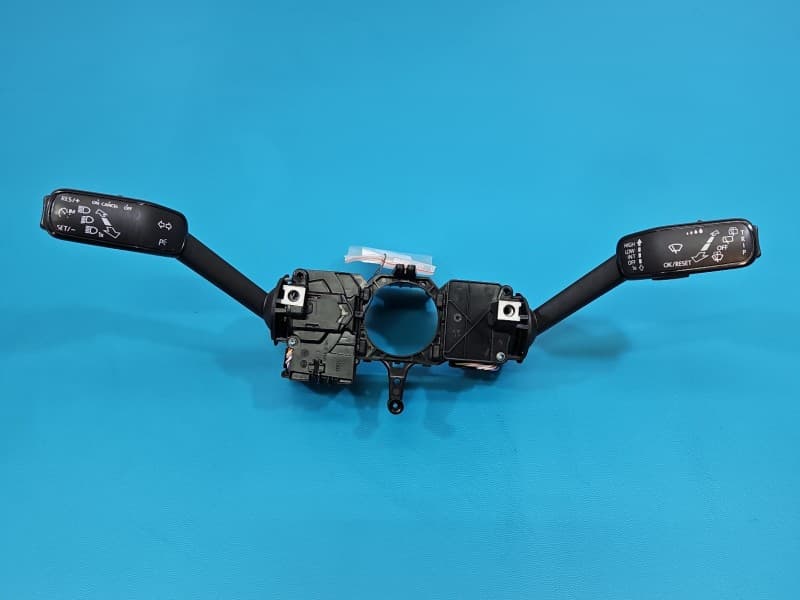 Przełącznik zespolony Skoda Fabia III 2Q0953521AF 2QC953502B