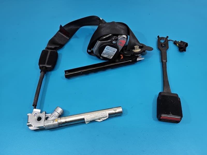 Pas bezpieczeństwa przód prawy pasażera Citroen C4 Picasso II 13-19 96771310XX