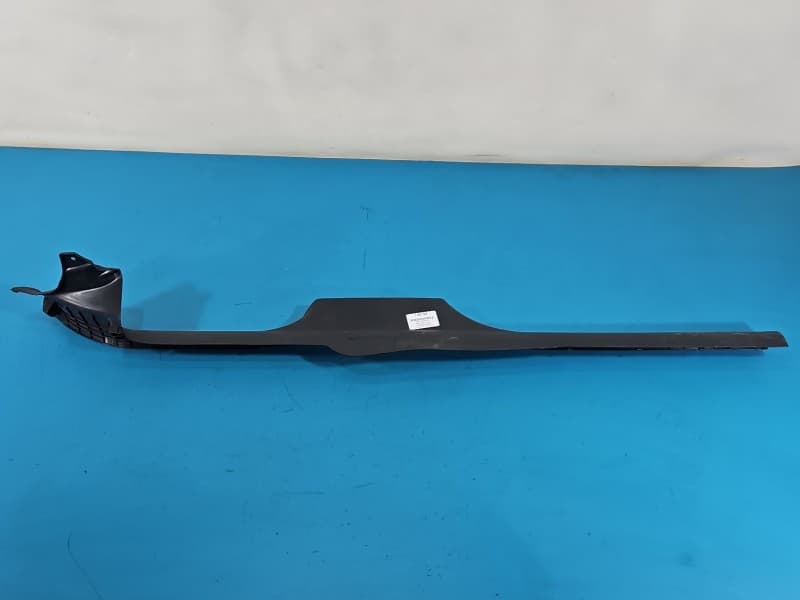 Osłona ZAŚLEPKA PLASTIK PROGU LEWA Skoda Octavia IV 5E3853371
