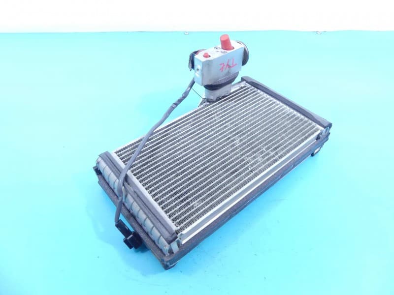 Nagrzewnica Toyota Land Cruiser J200 07- EUROPA