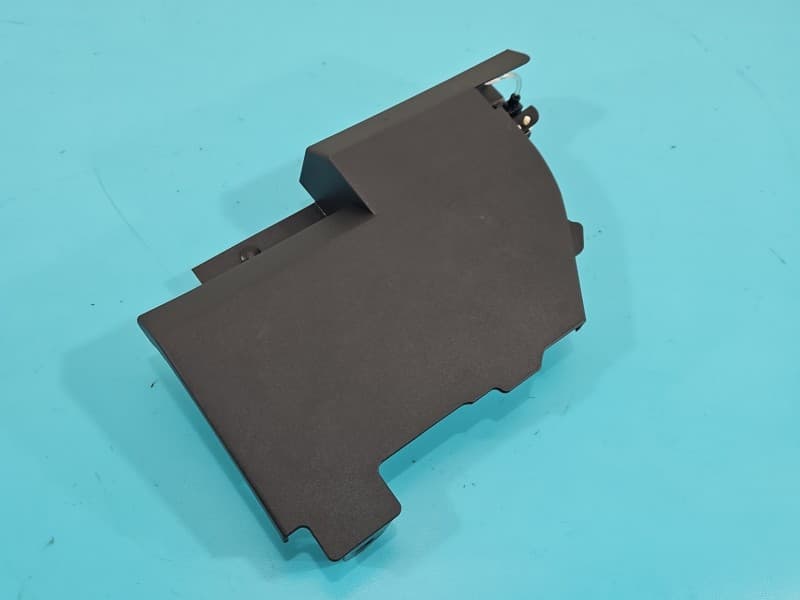 Osłona ZAŚLEPKA PLASTIK OSŁONA DOLNA KONSOLI PRAWA 3 piny Ford Mondeo Mk5 GS73-F044C98-AA